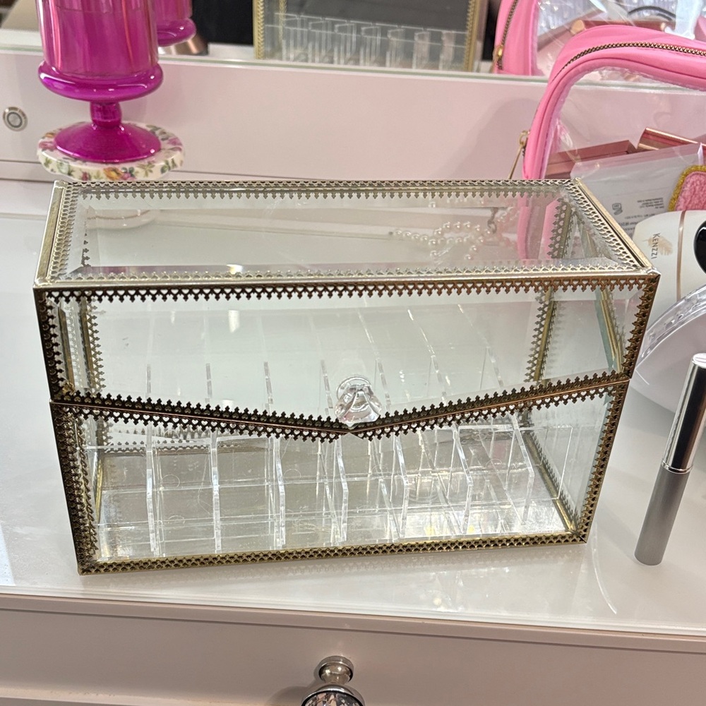 Elegant Gold and Clear Glass Jewelry Organizer